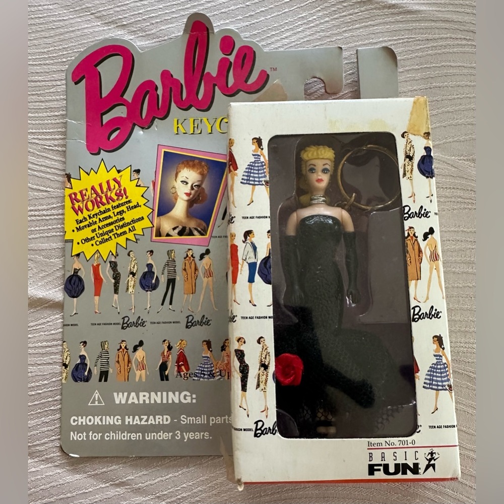 1995 Solo in the Spotlight Barbie Keychain. NIB Vintage Mattel 1960 Reproduction